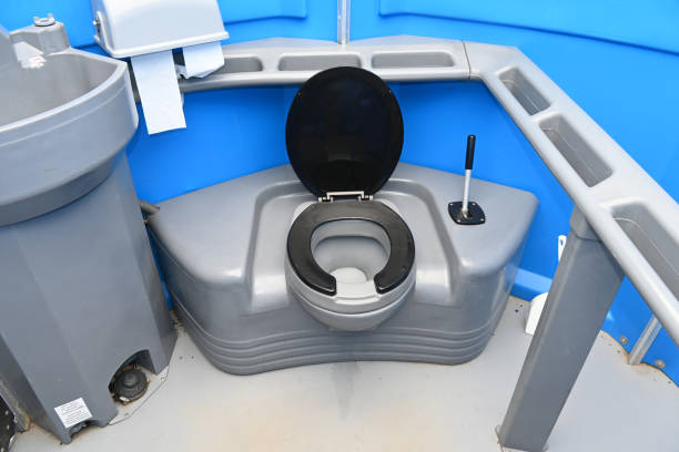 Portable Toilet Options We Offer in Liberty Corner, NJ